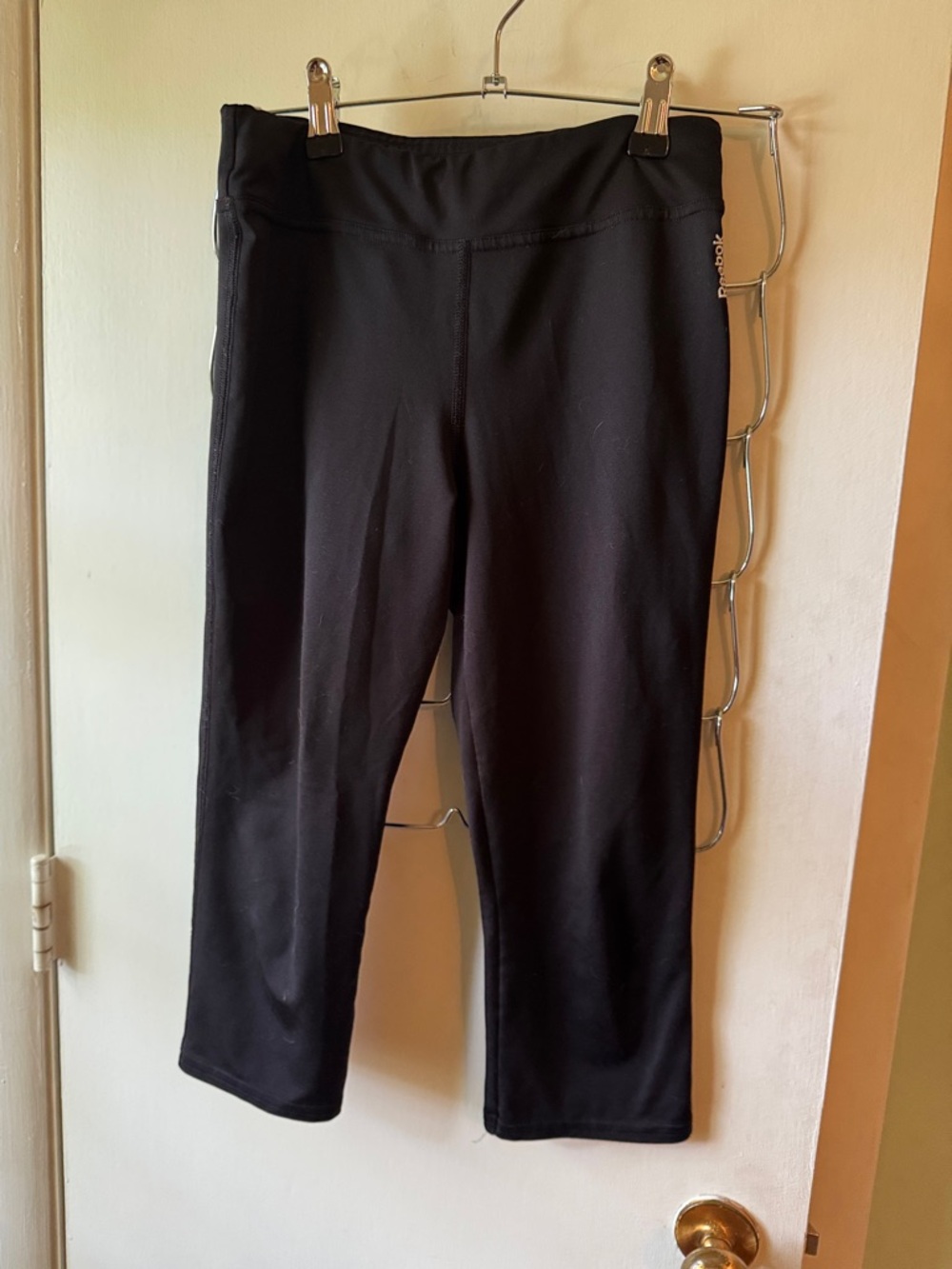 Reebok Girls' Black Cropped Performance Leggings